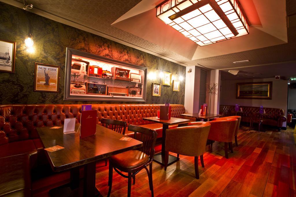 The Old Quarter Townhouse Hotel Limerick Ngoại thất bức ảnh