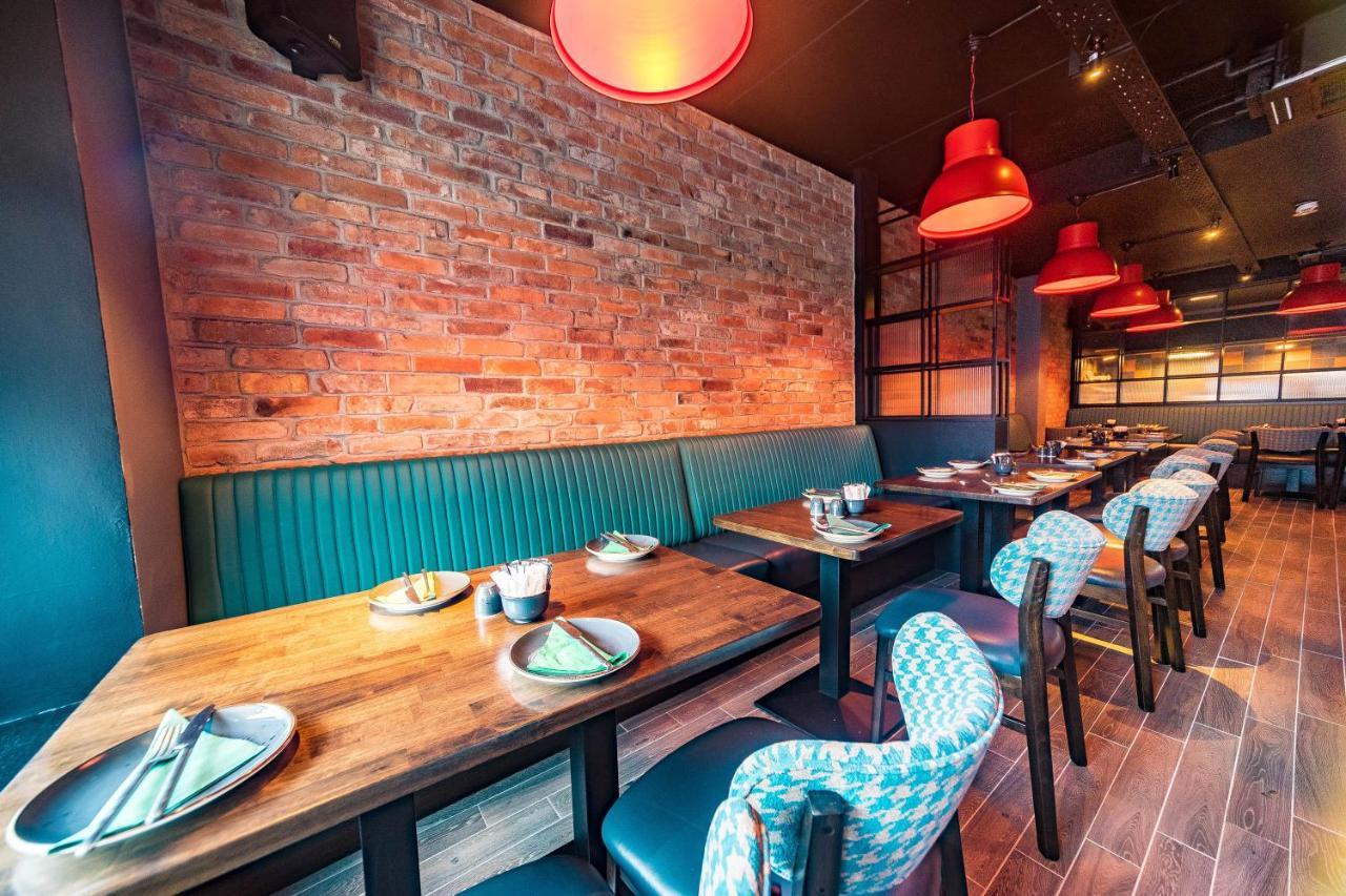 The Old Quarter Townhouse Hotel Limerick Ngoại thất bức ảnh